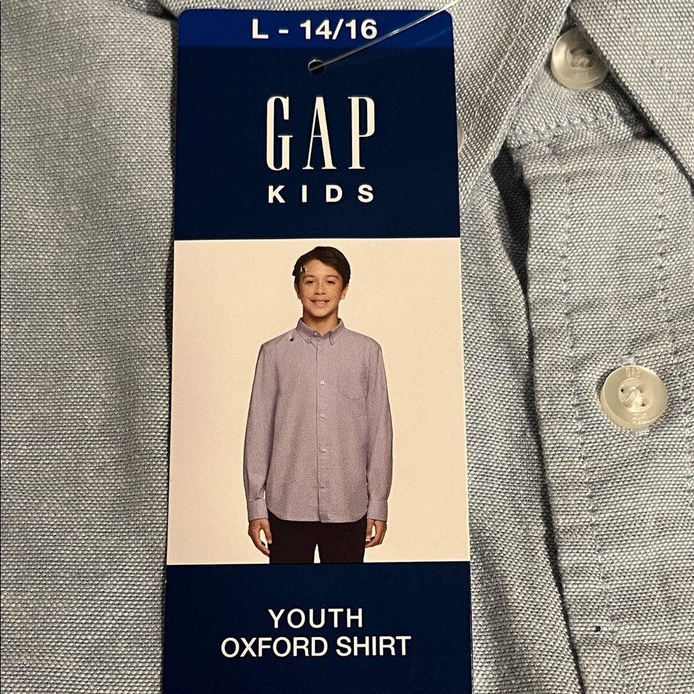 NWT GAP Kids Youth Oxford Light Blue Button Down Shirt Long Sleeve Size L 14/16